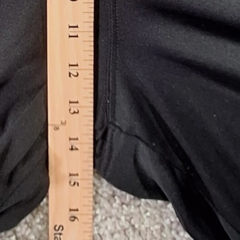 Reebok Athletic Shorts Mens Large Black Neon Yellow Logo Drawstring Gym
